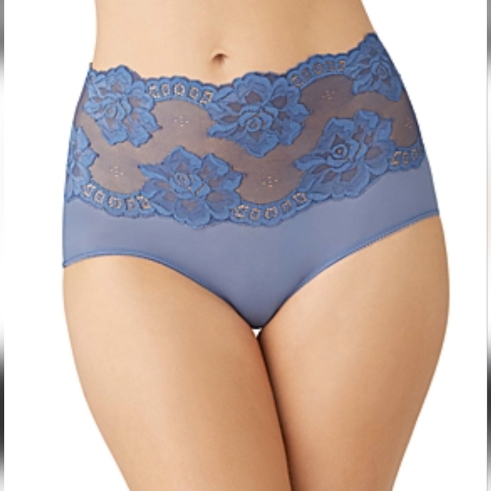 NWOT  WACOALLIGHT&LACY BRIEF UNDERWEAR 870363, SZ : US  8XL